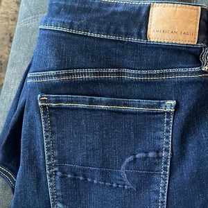 AE - Dark Wash Jeggings never worn